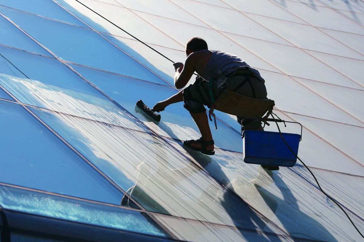 Glas- und Photovoltaikreinigung